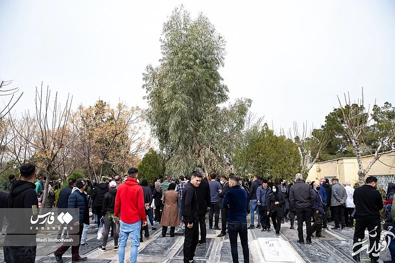 (تصاویر) خاکسپاری زهره فکور صبور